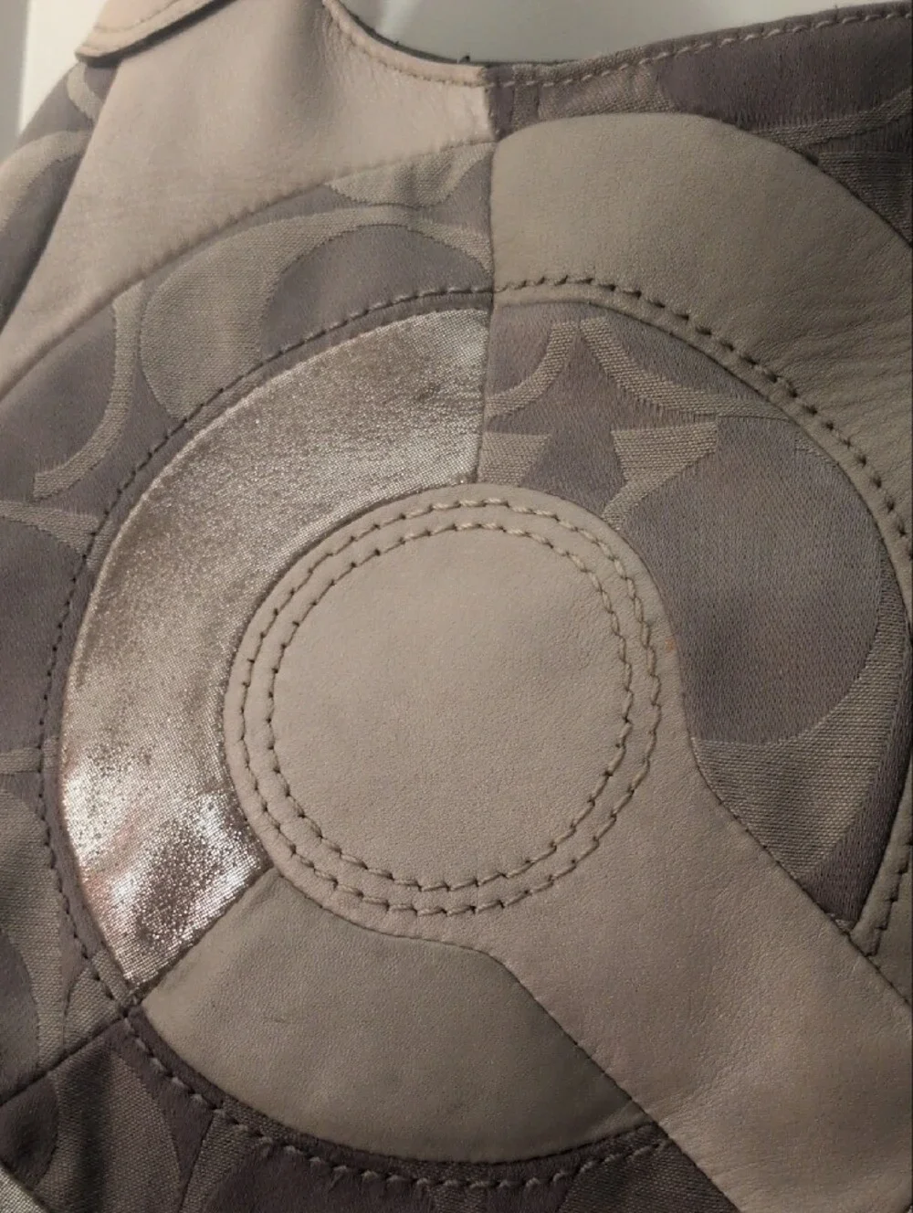 Coach shoulder hobo